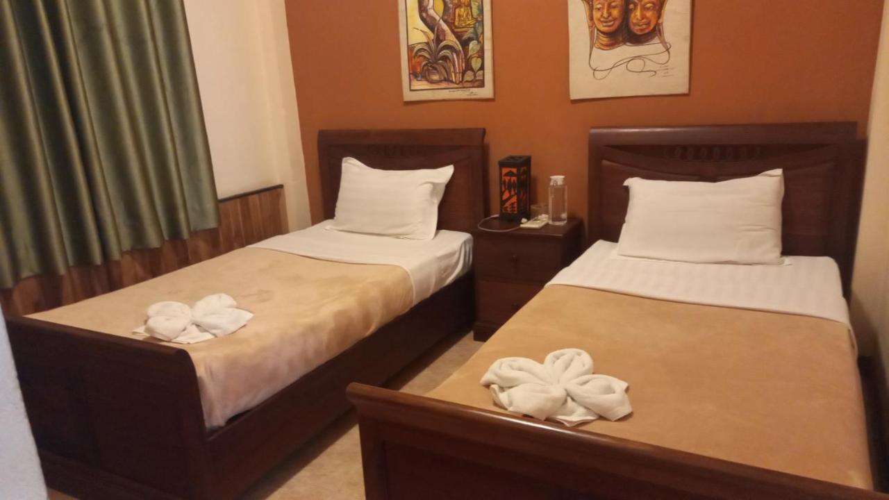 琅勃拉邦 曼妮肯旅馆酒店 外观 照片